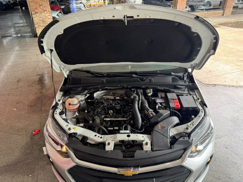 Chevrolet Onix plus 1.0 Ltz Turbo 4p