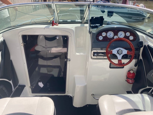 Imagen 4 de 10 de Lancha Quicksilver 2002 Cuddy Con Evinrude 200hp Etec