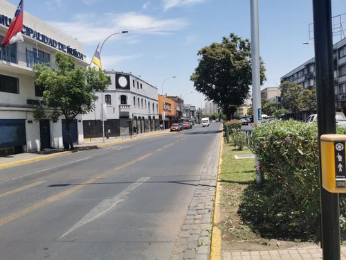 Local Comercial En Arriendo Irarrazaval Con Vicuña Mackenna