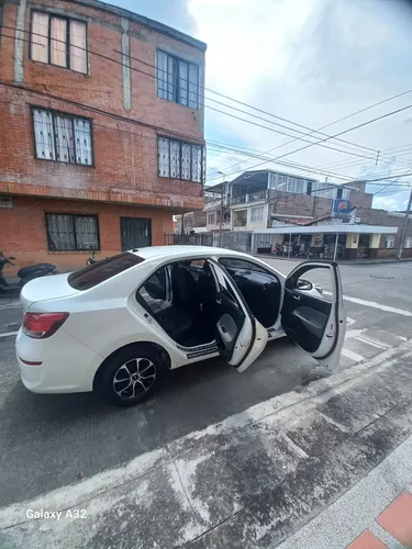 Kia Soluto Emotion