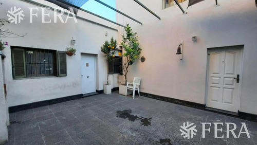 Imagen 2 de 13 de Venta De Casa De 3 Ambientes Con Cochera En Bernal Oeste (28126)