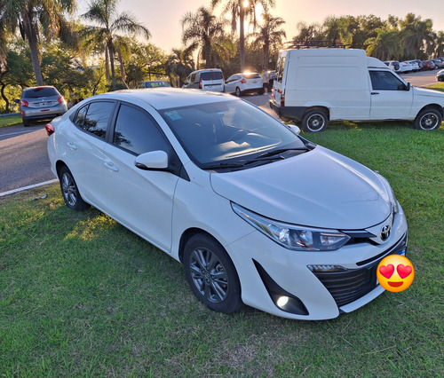 Toyota Yaris 1.5 107Cv Xls Pack Cvt Sedan