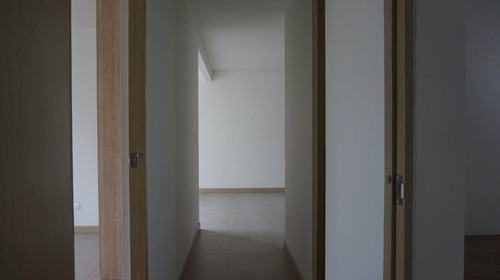 Imagen 10 de 15 de Venta De Apartamento En San Silvestre Pereira