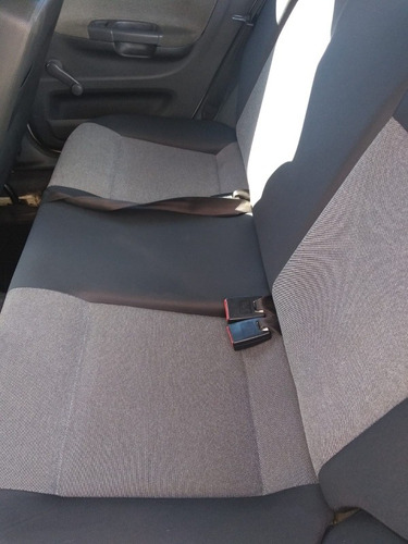 Imagen 9 de 12 de Volkswagen Voyage 1.6 101cv 2013