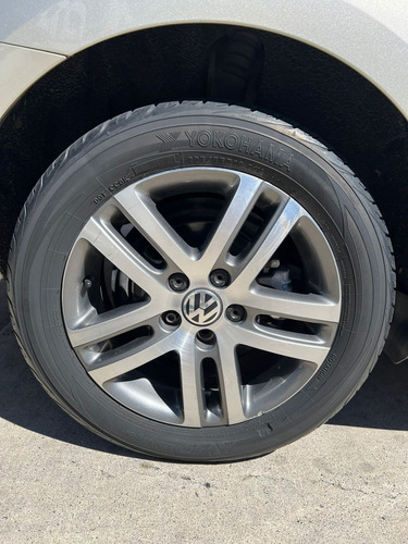Volkswagen Jetta 2.5 Comfortline At