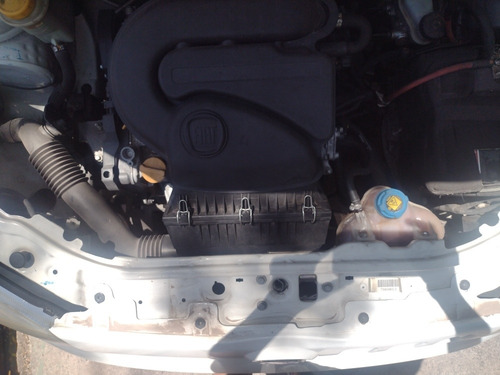 Imagen 9 de 10 de Fiat Uno 2013 1.4 Attractive