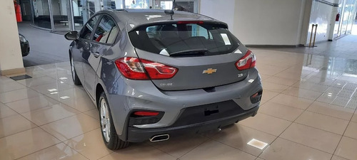 Imagen 21 de 25 de Chevrolet Cruze 5 Puertas Lt Aut. 2023 Entrega Inmediata. Go
