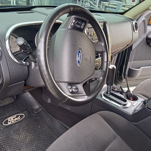 Ford Explorer 2.4