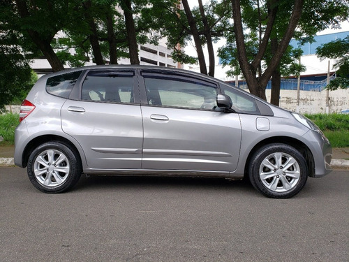 Imagem 8 de 15 de Honda Fit Lx 1.4 Flex Aut 2014