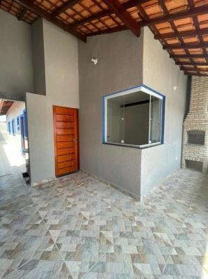 Imagem 2 de 10 de Casa Nova Com Belo Acabamento E Com Piscina Prox A Pista