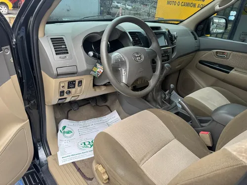 Toyota Fortuner Srv 3.0cc 4x4 Diesel Mt