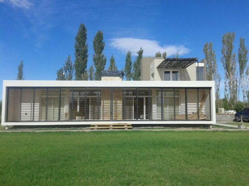 Venta- Casa Barrio Saucelito-cipolletti