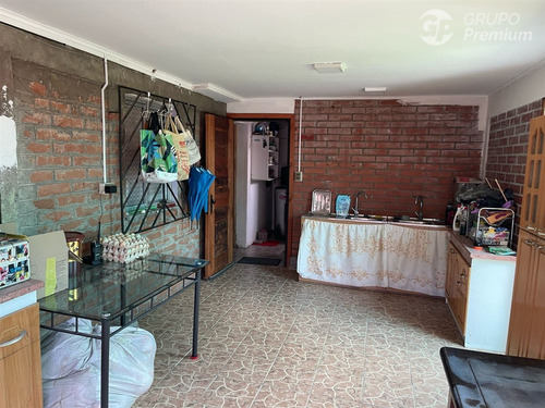 Casa De 140m2 En Venta De 4 Dorm. En Las Cabritas Calera
