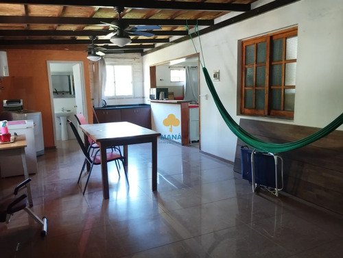 Alquiler Anual, Casa De 3 Dormitorios Con Piscina, Pinares Atlántida