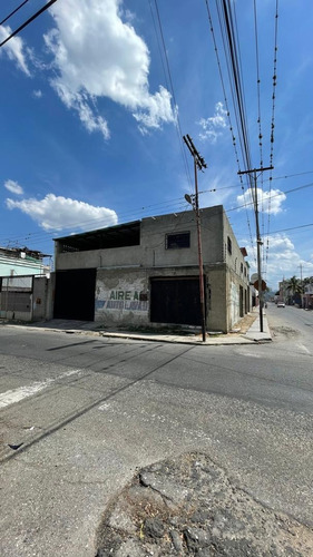 Miguel Mrtínez, Profesional Inmobiliario De Rent-a-house, Ofrece En Venta Edificio Comercial En Obra Gris, Código: 25-10501
