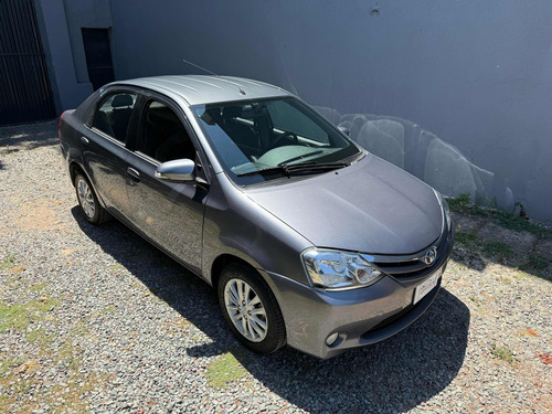 Toyota Etios 1.5 Sedan Xls