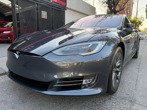 Tesla S 2017