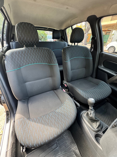 Renault Clio 1.2 Mio Confort Plus Abs Abcp