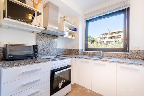 Imagen 15 de 30 de Departamento En Venta De Dormitorio Y Medio Con Dos Baños En Complejo Privado De Punta Ballena - Punta Ballena Punta Ballena