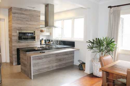 Apartamento De 3 Dormitórios Com 2 Vagas De Garagem - 3672