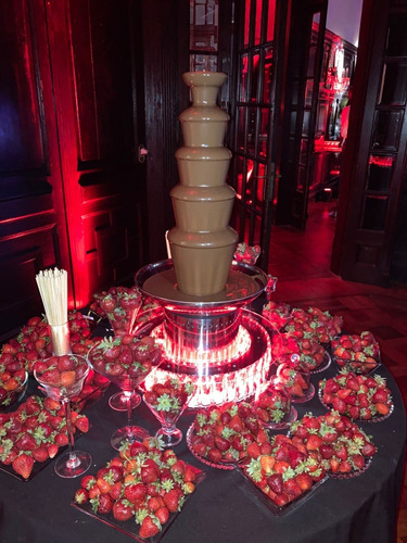 Alquiler De Cascadas De Chocolate