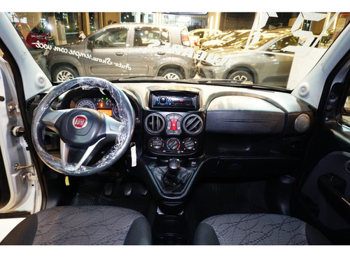 Fiat Doblo 1.8 MPI ESSENCE 7L 16V FLEX 4P MANUAL