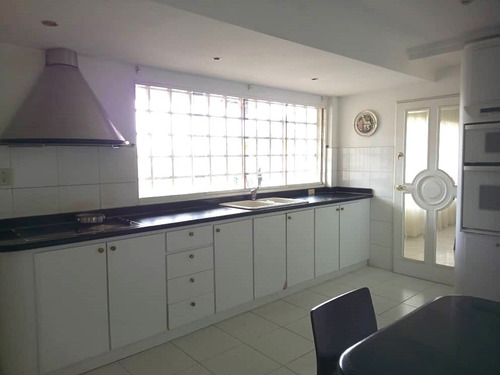 Imagen 7 de 27 de Casa Amplia Ubicada En Urbanización Chilemex, Puerto Ordaz