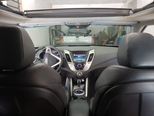 Hyundai 1.6 Automático