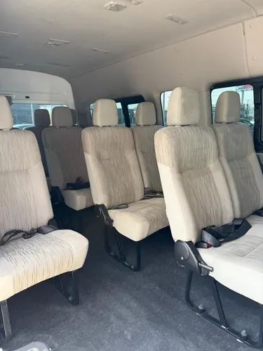 Nissan Urvan 2.5 Nv350 12 Pas Aa Mt