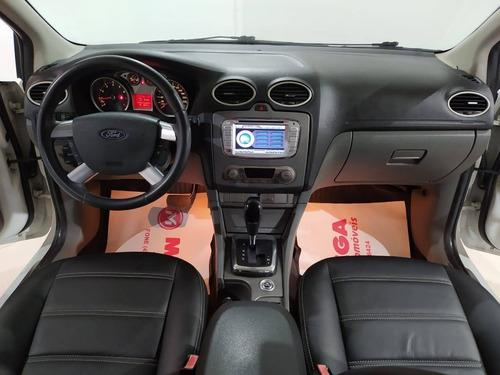 Imagem 6 de 12 de Ford Focus 2.0 Titanium Hatch 16v Flex 4p Automático