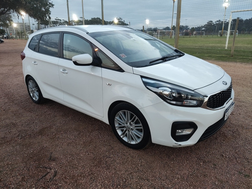 Kia Carens 2.0 Ex 6abg 7pas At