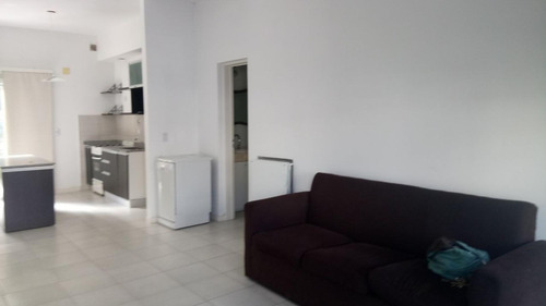 Imagen 16 de 20 de Homes 2 De 3 Ambientes. Pb!