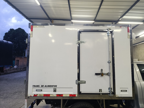 Furgon Refrigerado Con Solo 2.000 Km De Uso.
