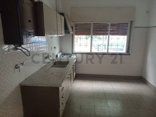 Alquiler Casa Av. La Cordillera 4200