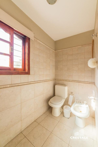Imagen 18 de 24 de Casa 3 Dormitorios En Venta. Patio Con Parrillero - Fisherton
