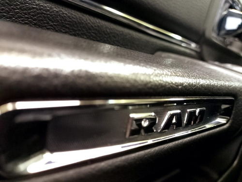 RAM 1500 5.7 Laramie Atx V8