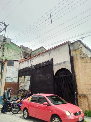 Imagen 4 de 4 de Atención Comerciantes. En Alquiler. Amplio Local Centro De Mérida, Venezuela.