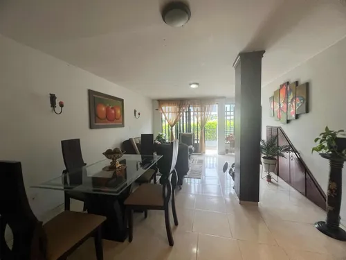 Apartamento Segundo Piso Santamaría Itagüí Cod.040225-25
