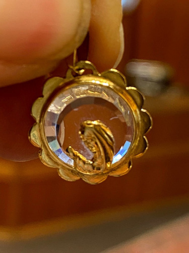 Luli  Medalla Oro 18k Cristal De Roca Virgen Niña 15mm