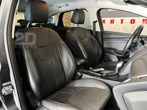 Ford Focus 2.0 TITANIUM FASTBACK 16V FLEX 4P POWERSHIFT