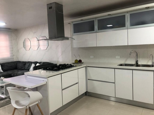 Venta Tonw Houses Villas Martinique Lecheria Anzoategui