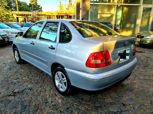 Volkswagen Polo Classic 1.6 C/gnc 2006 128.000km Unico Oport