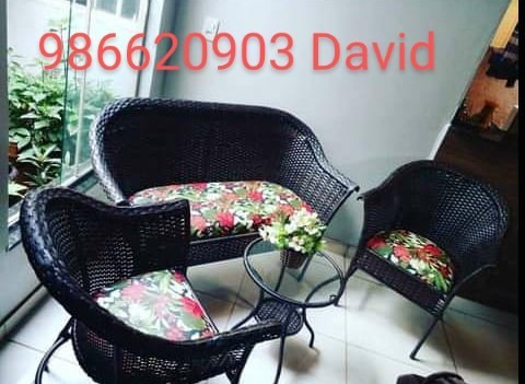 Imagem 1 de 4 de Cadeiras De Balanço E Kit Jardim