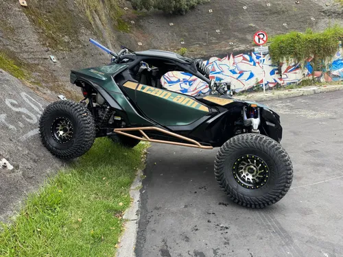 Can Am Maverick R 2024-muchos Extras