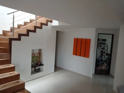 Casa En Chia, Vereda La Balsa, 2 Niveles, 4 Habitaciones, 5 Baños, 378 Mtrs Habitables, 460 Mtrs Terreno