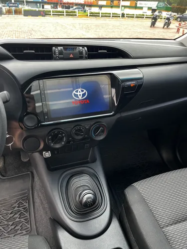 Toyota Hilux 2.7 Chasis 4X2
