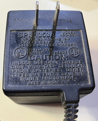 Transformador 5.8vdc 1.75w 300ma Cargador Adaptador Motorola