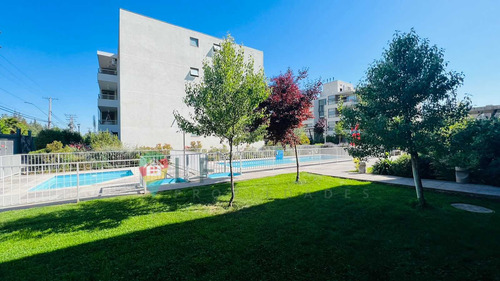 Dpto Con Uso Y Goce De Patio, Condominio (73508)