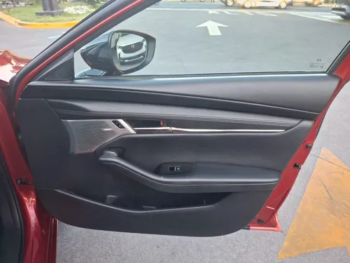 Mazda Mazda 3 2023