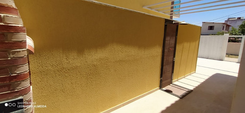 Casa 2 Quartos E Churrasqueira. Perto Praia E Condução. 637
